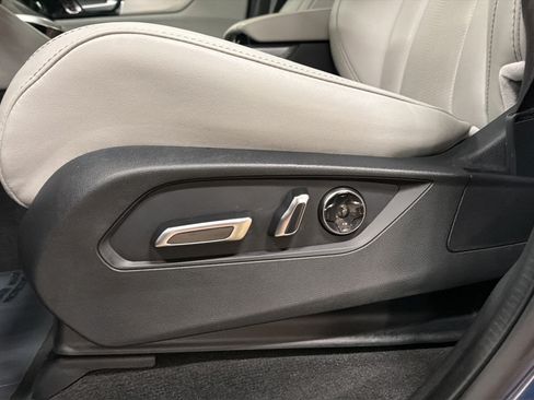 Used 2025 Acura MDX SH-AWD w/ Technology Package image 15