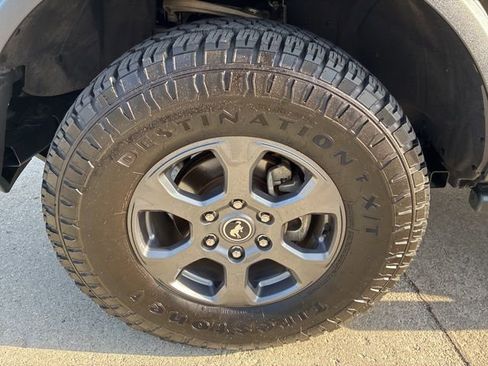 Used 2023 Ford Bronco Big Bend image 19