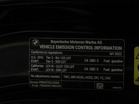 Certified 2023 BMW X6 xDrive40i w/ M Sport Package image 28