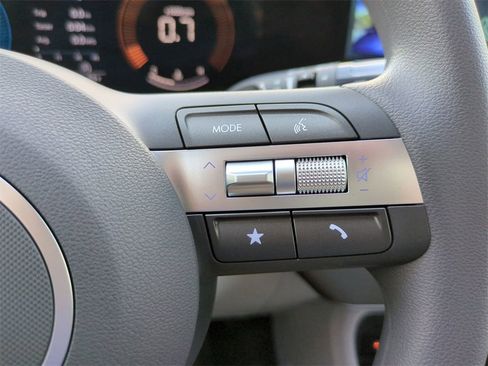 New 2026 Hyundai Kona SE image 24