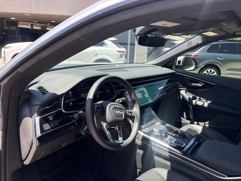 Used 2025 Audi Q8 Premium Plus AWD/4WD image 12