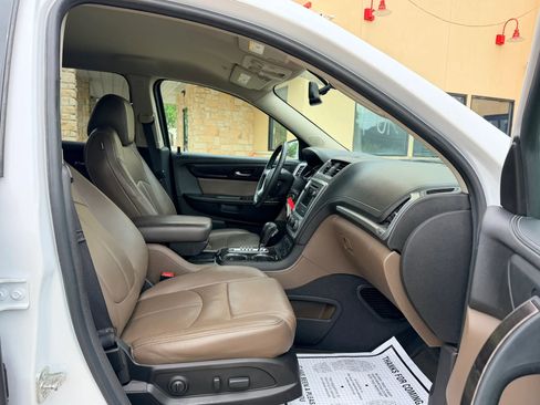 Used 2016 GMC Acadia SLT image 15