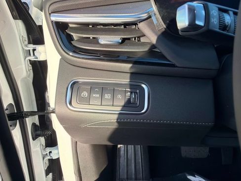 New 2027 Buick Enclave Sport Touring FWD image 30