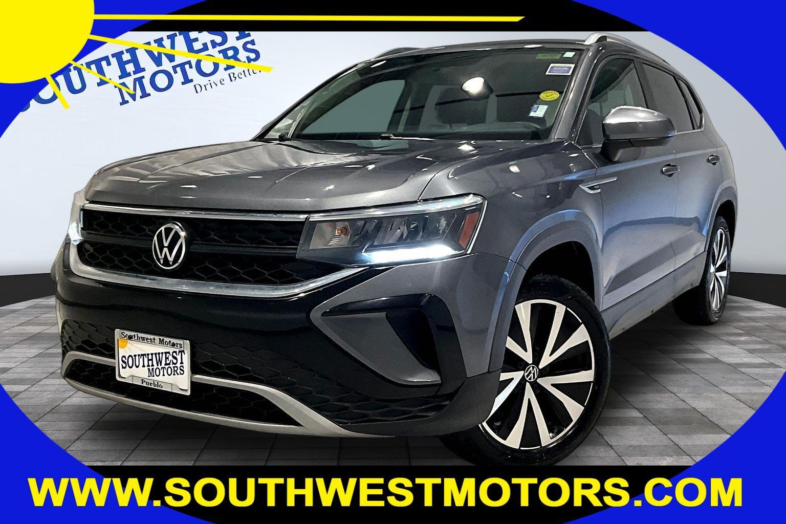 Used 2022 Volkswagen Taos SE FWD image 1