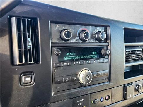 Used 2022 GMC Savana 3500 Extended w/ Power Convenience Package image 14