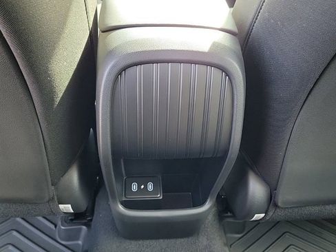 Certified 2025 Hyundai Kona SE image 15