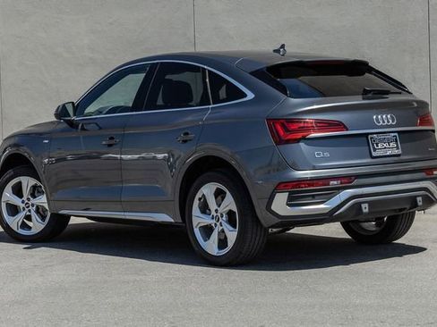 Used 2023 Audi Q5 2.0T Premium Plus w/ Premium Plus Package AWD/4WD image 3