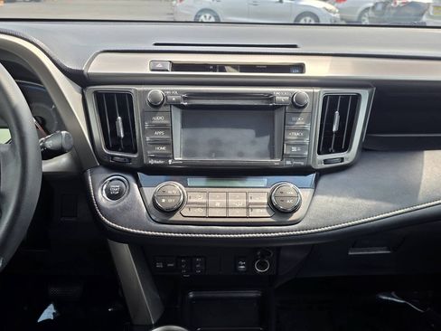 Used 2014 Toyota RAV4 Limited w/ Technology Package AWD/4WD image 16