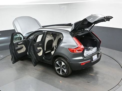New 2026 Volvo XC40 B5 Plus w/ Protection Package Premier image 50