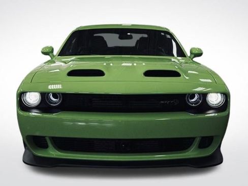 Used 2023 Dodge Challenger SRT Hellcat image 3