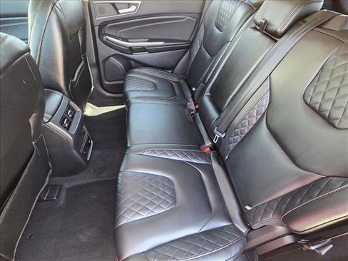 Used 2024 Ford Edge Titanium AWD/4WD image 17