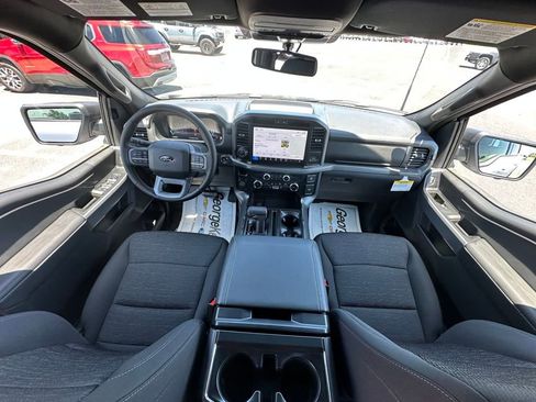 New 2025 Ford F150 XLT w/ Equipment Group 302A MID image 5