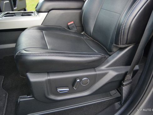 Used 2019 Ford F250 Lariat w/ Lariat Ultimate Package image 15