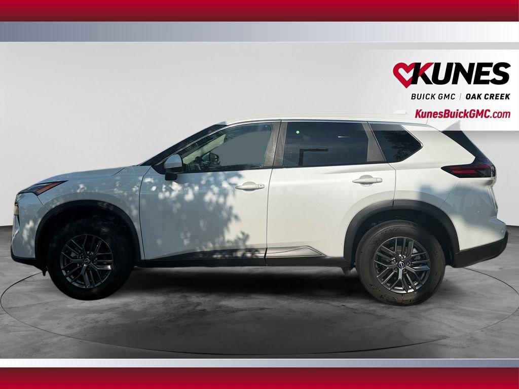 Used 2026 Nissan Rogue SV AWD/4WD image 6