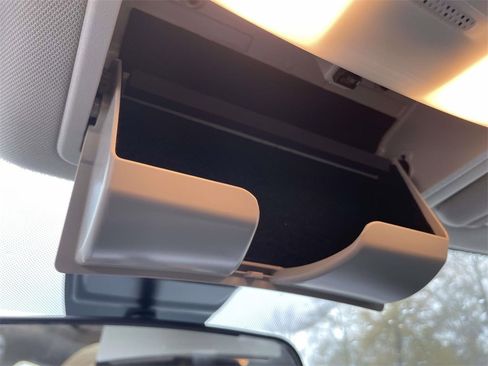 Used 2025 Nissan Altima 2.5 SL image 29