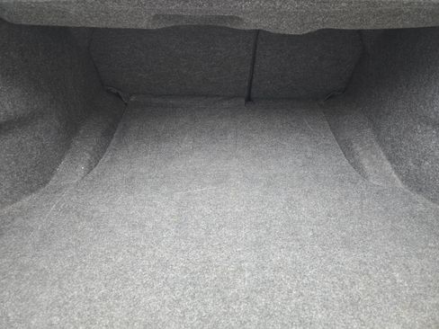 Used 2019 Chrysler 300 Limited image 33