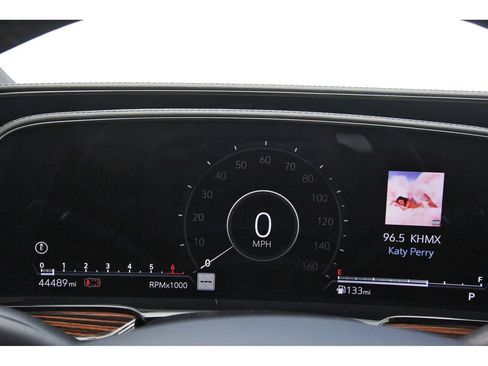 Certified 2024 Cadillac Escalade Luxury image 14