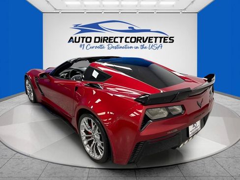 Used 2015 Chevrolet Corvette Z06 w/ 2LZ Preferred Equipment Group RWD image 12