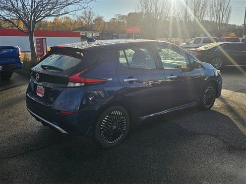 Used 2023 Nissan Leaf SV Plus image 5