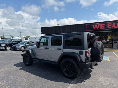 Used 2015 Jeep Wrangler Unlimited Sport AWD/4WD image 3