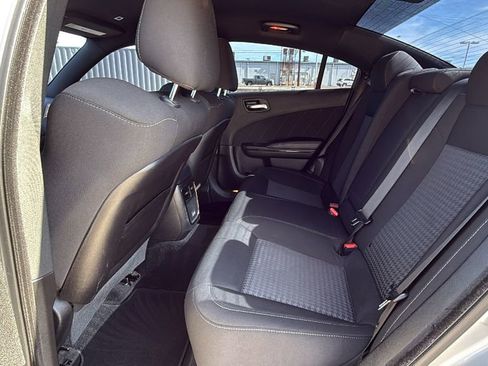 Used 2022 Dodge Charger R/T w/ Blacktop Package image 15