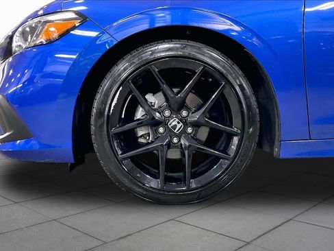 Used 2024 Honda Civic Sport image 11
