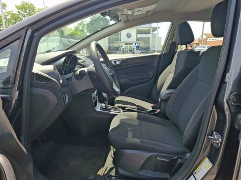 Used 2016 Ford Fiesta SE FWD image 13