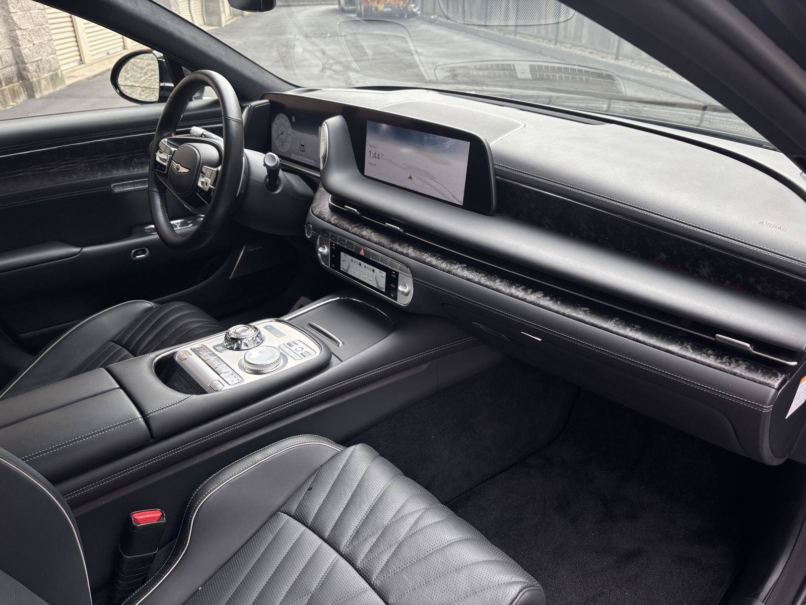 Used 2023 Genesis G90 3.5T AWD/4WD image 8