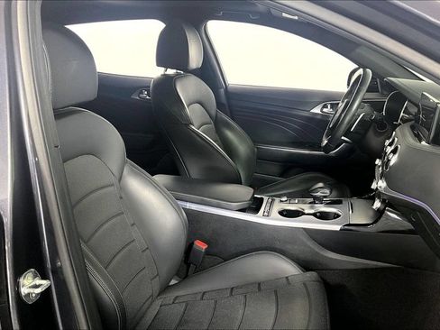 Used 2023 Kia Stinger GT2 RWD image 7