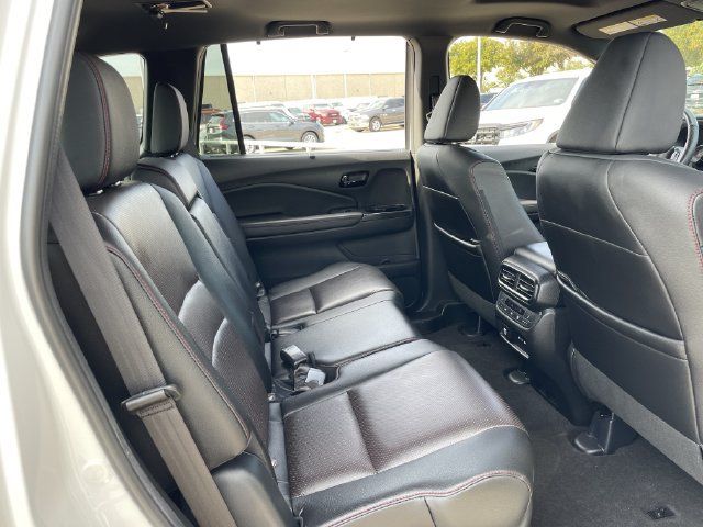 Used 2024 Honda Passport Black Edition image 28