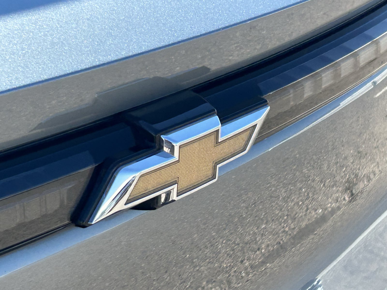 Certified 2024 Chevrolet Equinox EV LT FWD image 10