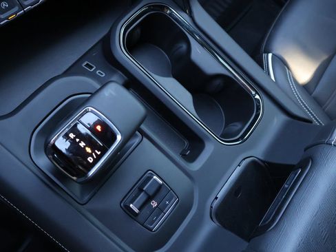 Certified 2024 GMC Sierra 1500 AT4X AWD/4WD image 26