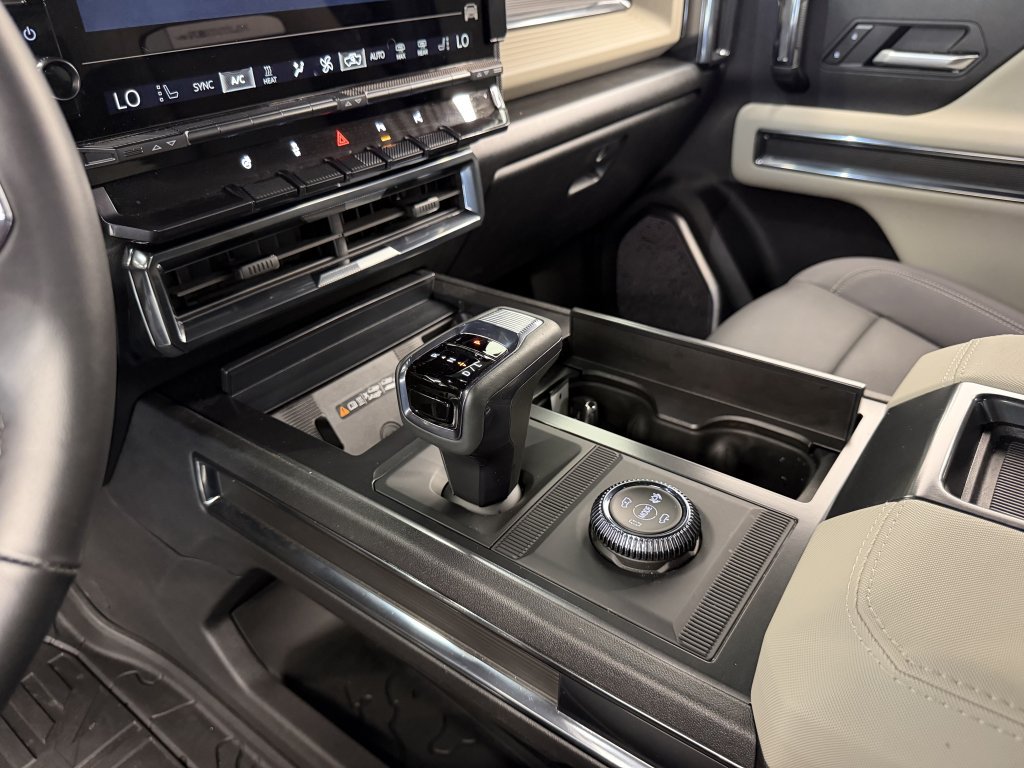 Used 2026 GMC Hummer EV SUV AWD/4WD image 26