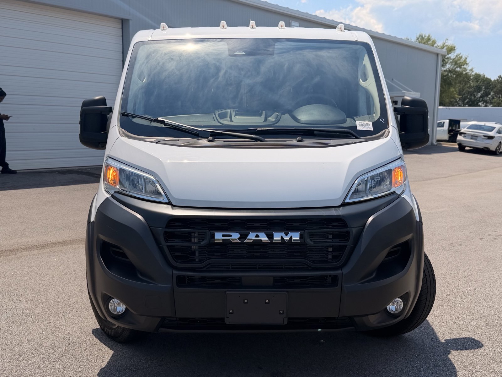 Used 2025 RAM ProMaster 2500 w/ Convenience Group FWD image 10