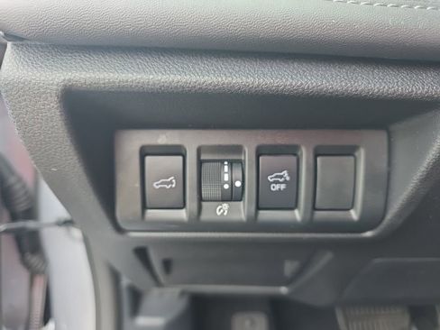 Used 2023 Subaru Outback Touring AWD/4WD image 18