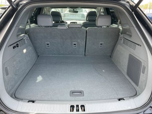 Used 2019 Lincoln Nautilus Reserve w/ Driver Assistance Package image 25