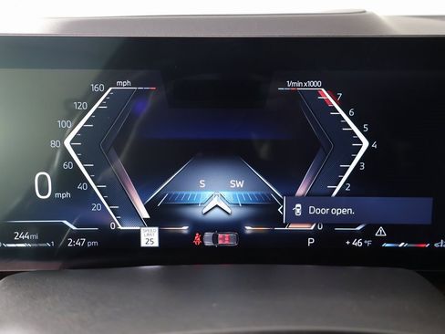 Used 2024 BMW X5 xDrive40i w/ M Sport Package image 4