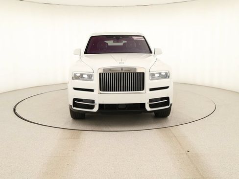 Used 2024 Rolls-Royce Cullinan w/ Cullinan Package AWD/4WD image 11