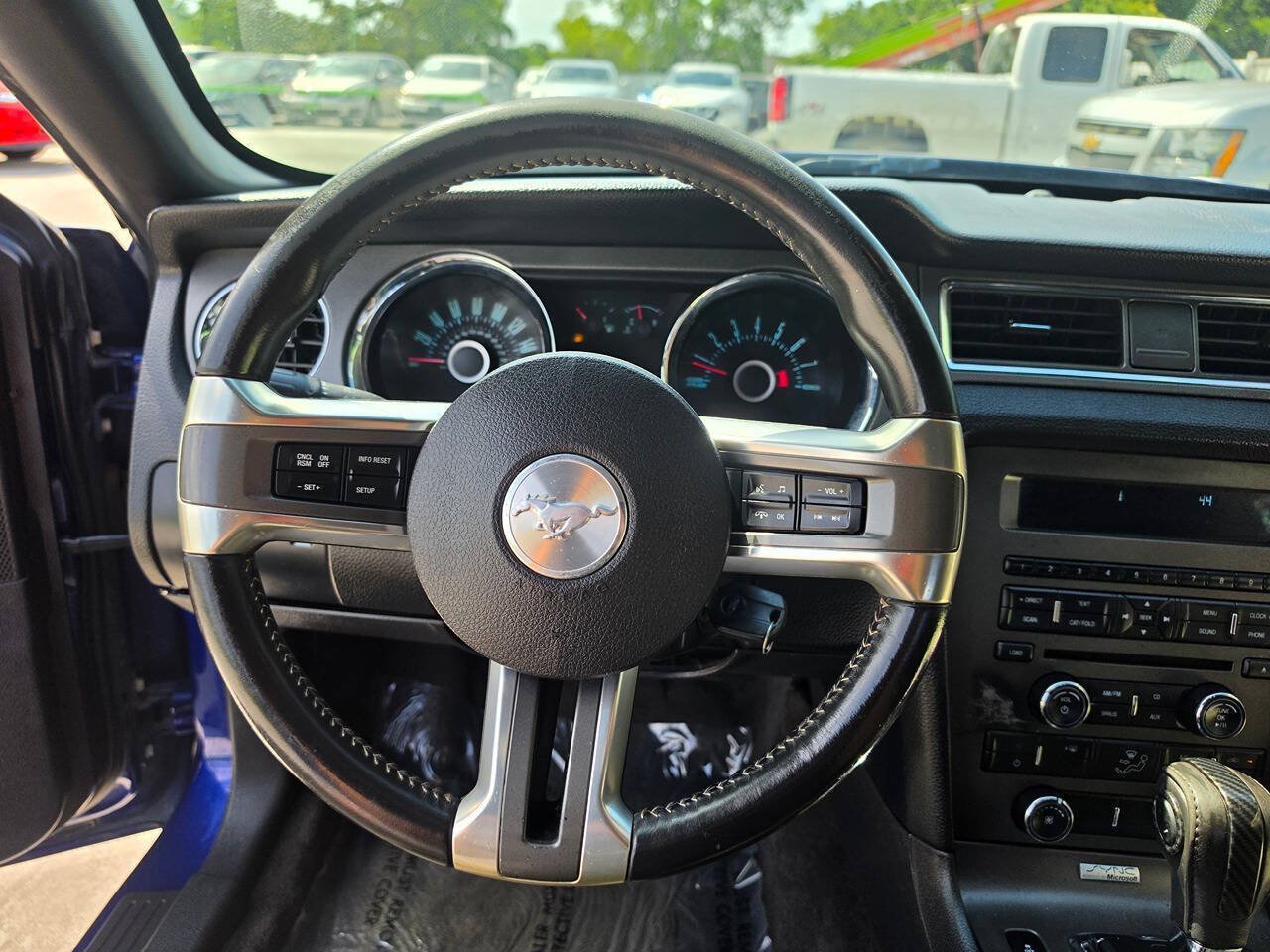 Used 2013 Ford Mustang Coupe RWD image 38