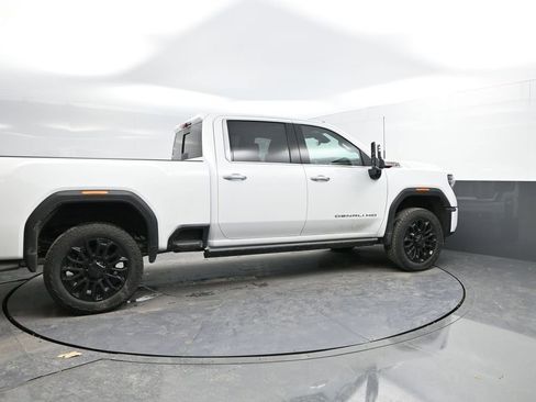 New 2026 GMC Sierra 2500 Denali w/ Denali Reserve Package image 8