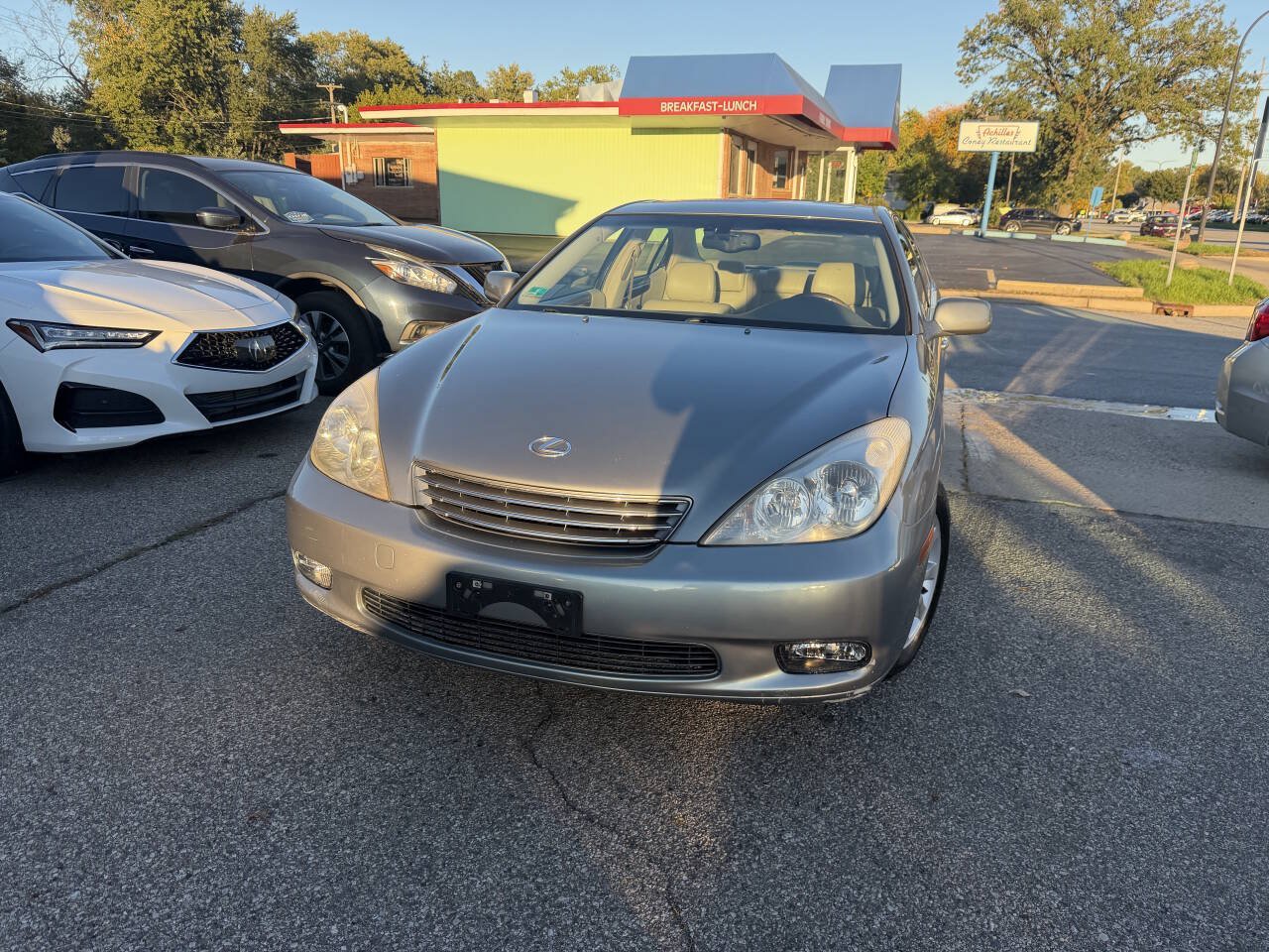 Used 2002 Lexus ES 330 FWD image 3