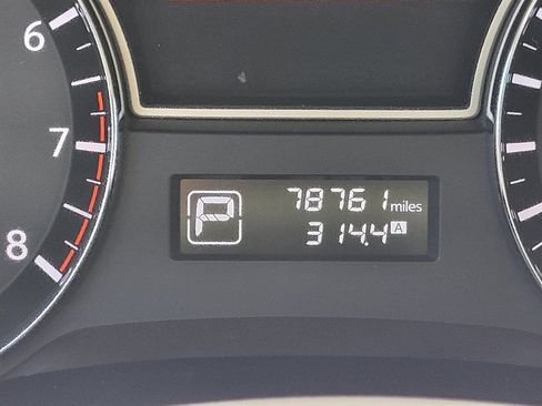Used 2014 Nissan Pathfinder SL w/ Cargo Package AWD/4WD image 16