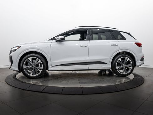 Used 2025 Audi Q4 e-tron Premium Plus w/ Premium Plus AWD/4WD image 6