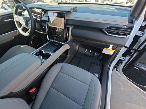 Used 2026 GMC Acadia Elevation FWD image 30