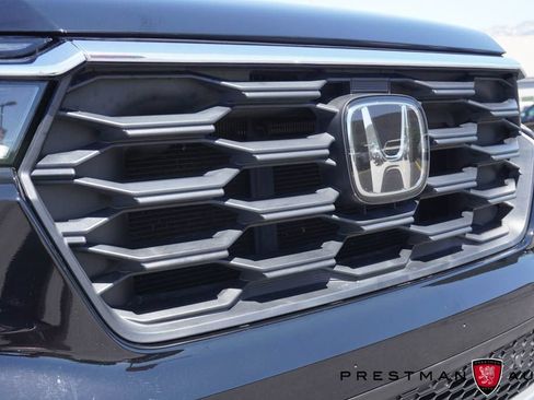 Used 2025 Honda Pilot EX-L image 14
