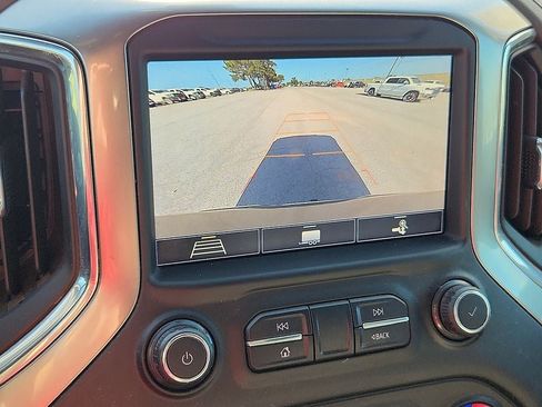 Used 2020 Chevrolet Silverado 1500 LT w/ Texas Edition AWD/4WD image 22