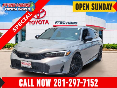 Used 2025 Honda Civic Sport image 1