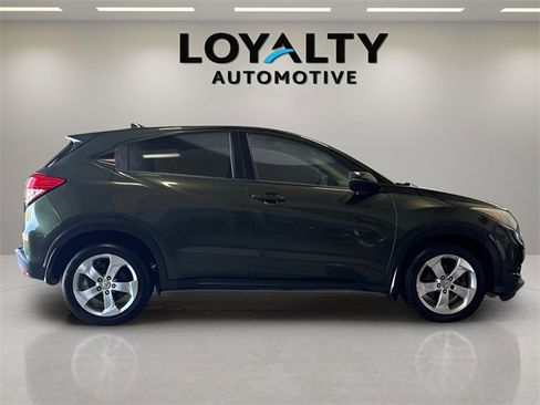 Used 2016 Honda HR-V EX image 6