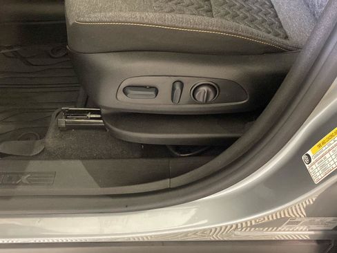 Used 2024 Chevrolet Equinox LT w/ LPO, Floor Liner Package AWD/4WD image 23