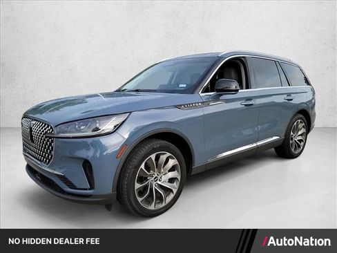 Used 2025 Lincoln Aviator Reserve w/ Illumination Package AWD/4WD image 1